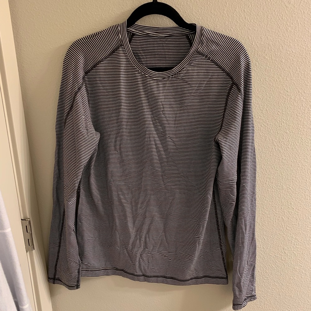 Lululemon long sleeve shirt